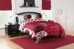 Wisconsin OFFICIAL Collegiate "Hexagon" Full/Queen Comforter & Shams Set