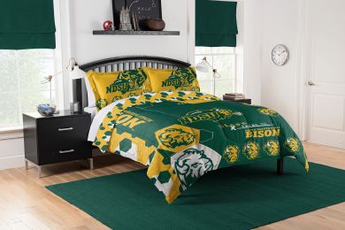 North Dakota State OFFICIAL Collegiate "Hexagon" Full/Queen Comforter & Shams Set