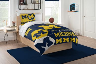 Michigan OFFICIAL Collegiate "Hexagon" Twin Comforter & Sham Set